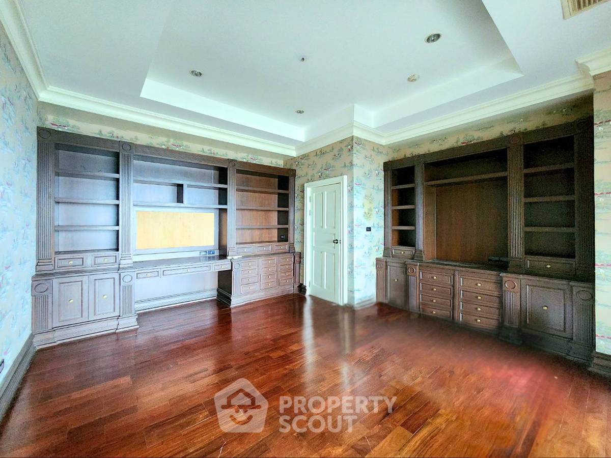 picture 6-BR Condo at Cha-Am Grand Condotel close to Cha-Am Beach (ID 2278619) - 21/33