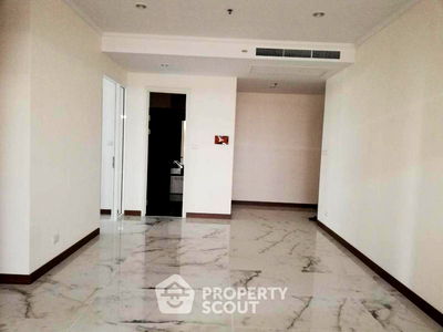 Condos for sale Silom and Sathorn Road : 2-BR Condo at Supalai Elite Surawong near MRT Sam Yan (ID 1940648)