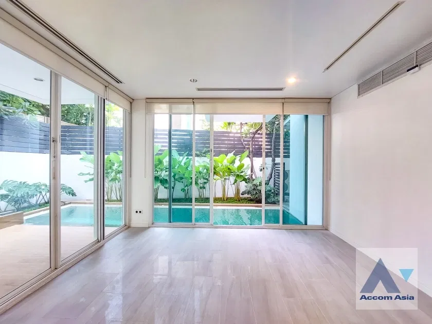 picture 🔼🔽 AccomA 📩 Airy modern house in Sathorn with poolside terrace and loft-style stairs (AA35940) - 7/20