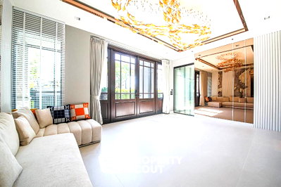 Houses for rent : 5-BR House at Grand Bangkok Boulevard Krungthepkritha in Khlong Sam Prawet (ID 1385585)