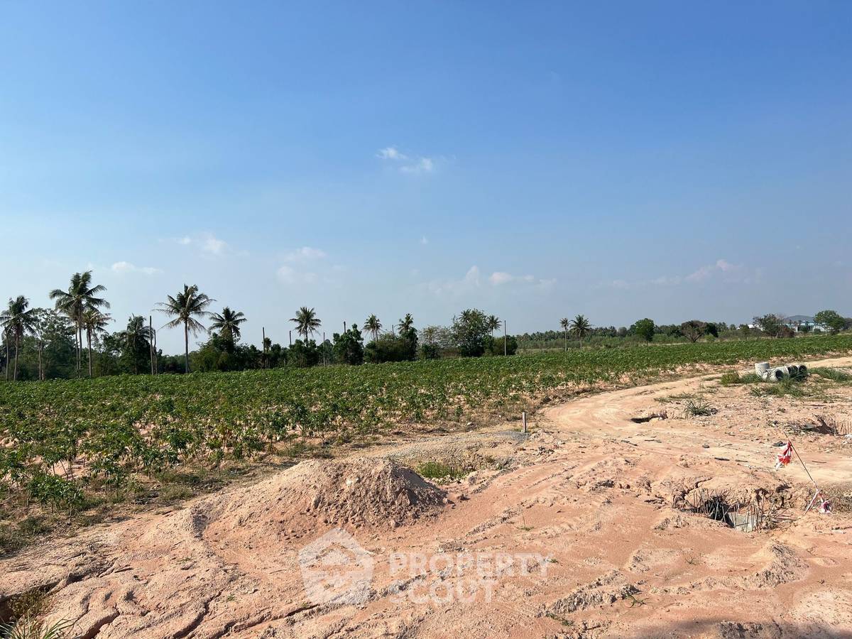 picture 11,200 m² Land for Sale close to Laem Chabang (ID 1233823) - 1/5