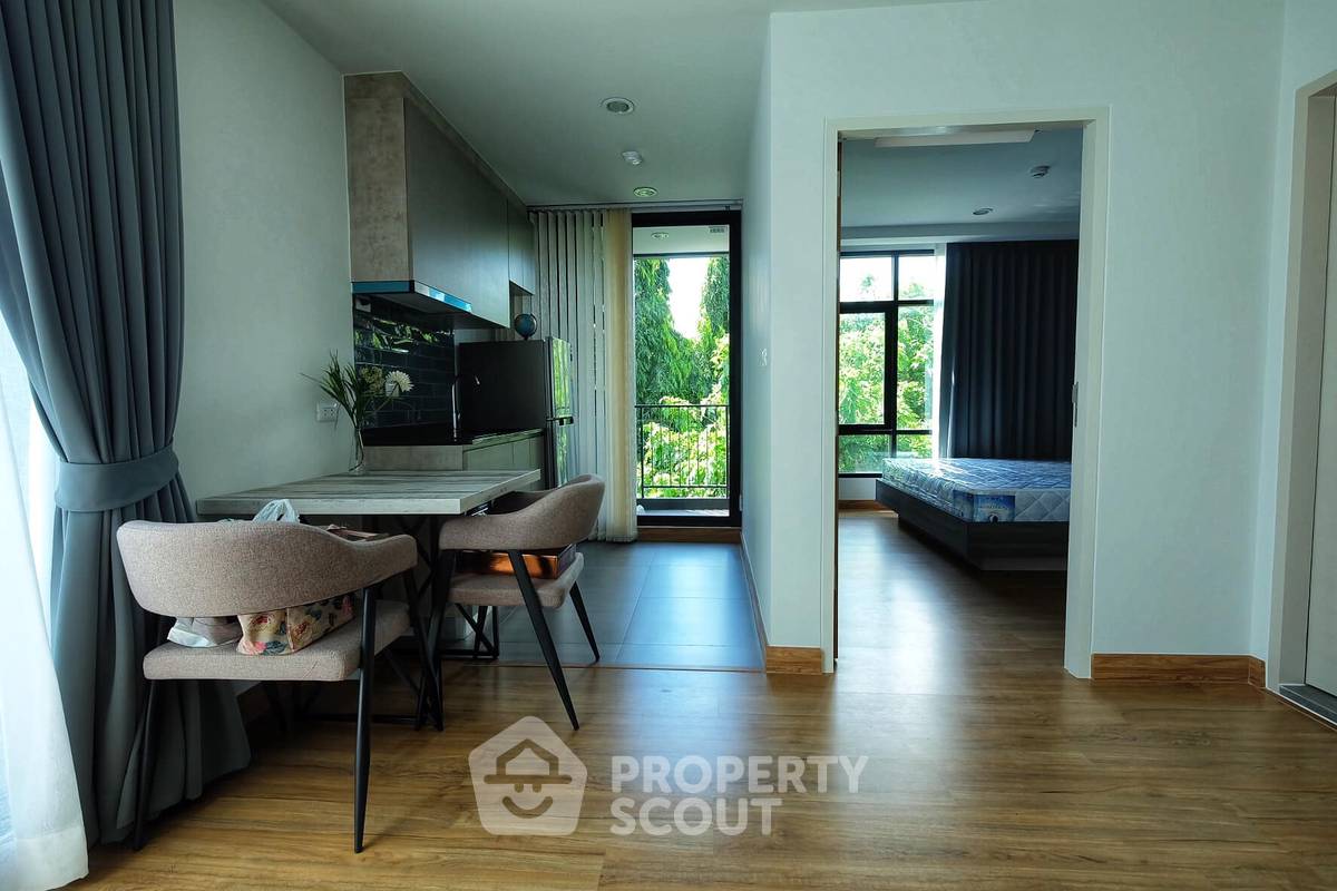 picture 1-BR Condo at The Unique Ekamai-Ramintra in Khlong Chaokhun Sing (ID 1207015) - 3/9