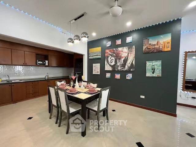 picture 3-BR House close to Pattaya South (ID 2258731) - 6/13