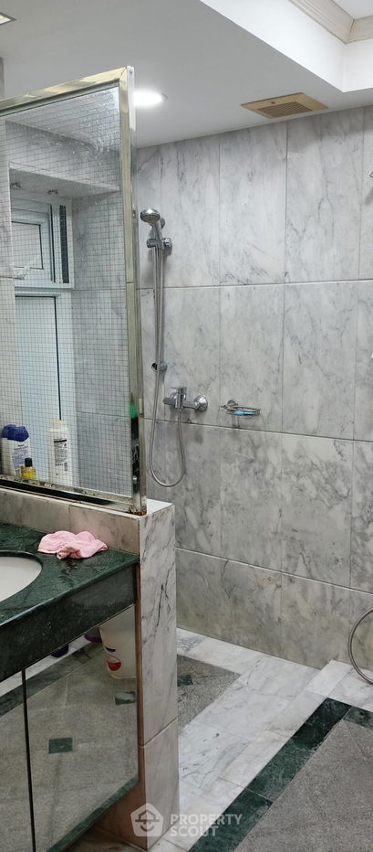 picture 3-BR Condo at Siam Penthouse 1 Condominium near BTS Nana (ID 2054780) - 13/38
