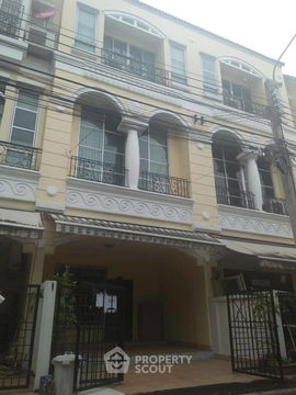 ทาวน์เฮาท์ 3-ห้องนอน ที่ บ้านกลางเมือง พระราม 9 ศรีนครินทร์ ใกล้ ARL หัวหมาก (ID 2150480)