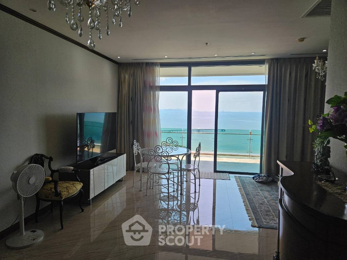 picture 3-BR Condo at Casalunar Paradiso in Saen Suk (ID 2238078) - 2/27