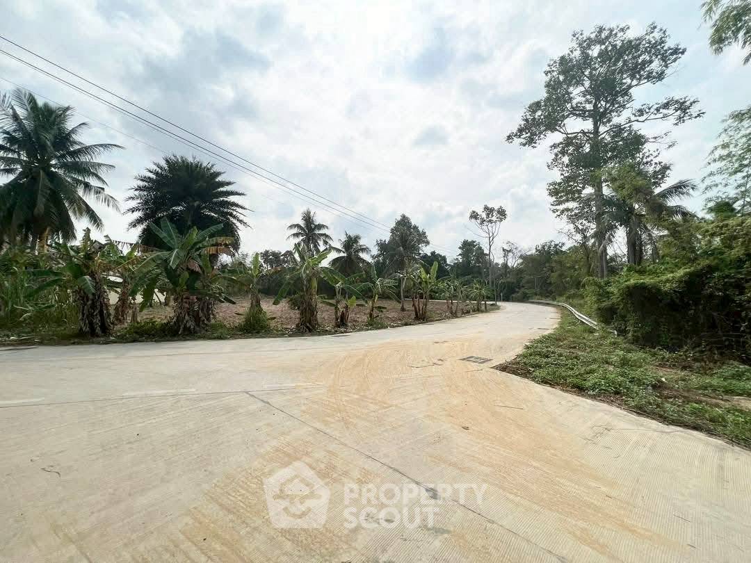 picture 1,270 m² Land for Sale close to Pattaya (ID 2085866) - 4/10