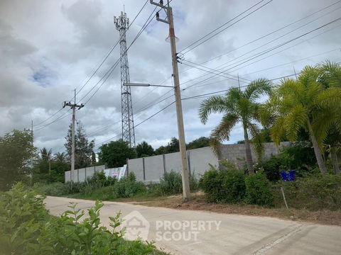 1,084 m² Land for Sale in Thap Tai (ID 2289314)