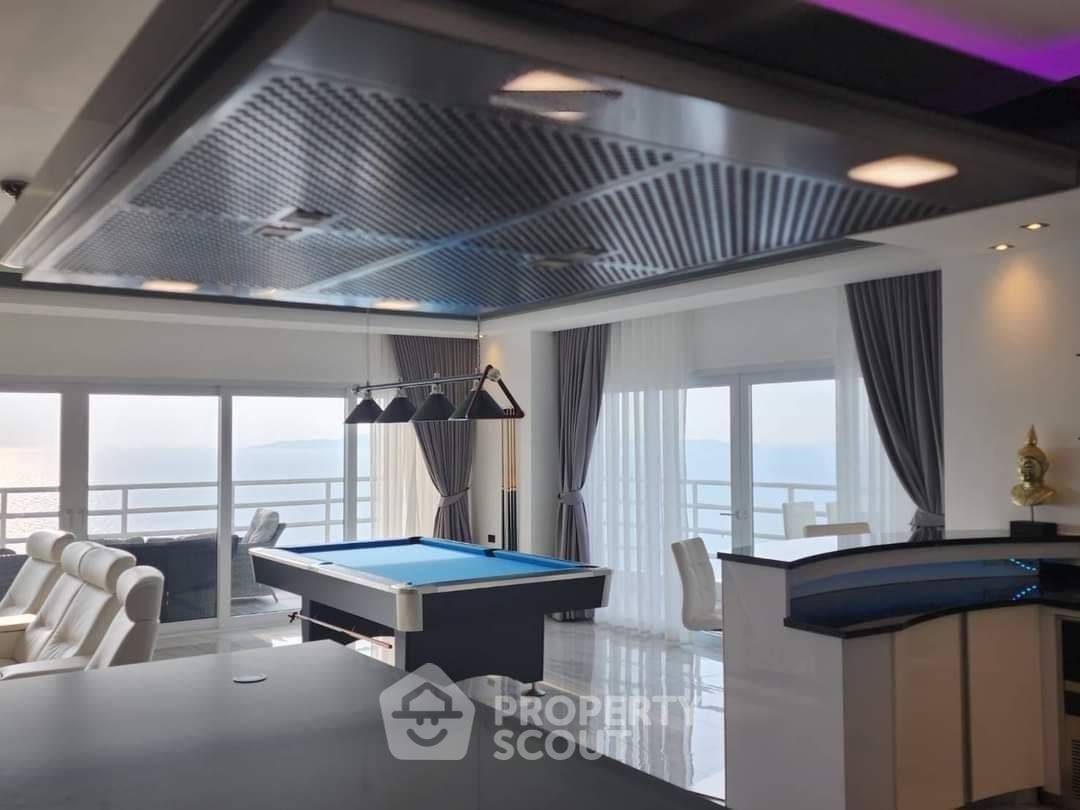 picture 3-BR Condo at View Talay 7 Condominium Jomtien close to Pattaya South (ID 1536874) - 5/16