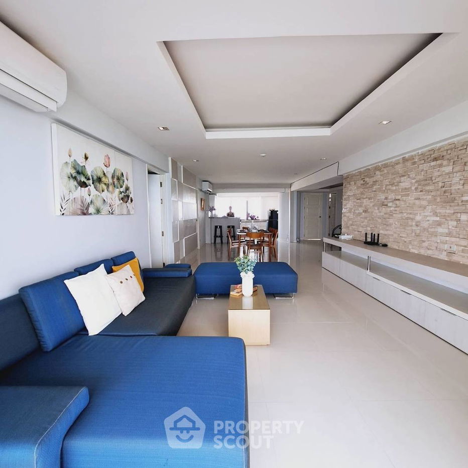 picture 3-BR Condo at Sunshine Beach Condotel close to Pattaya (ID 2070662) - 15/19