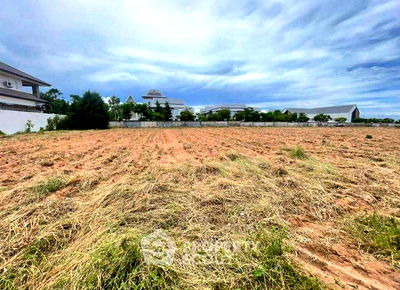 Land for sale Toongklom-Taman Road : 4,800 m² Land for Sale close to Pattaya (ID 2165077)