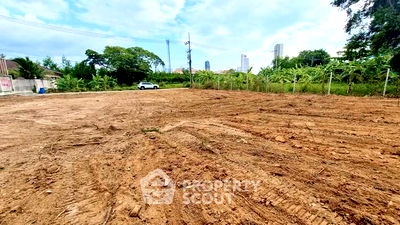 Land for sale Jomtien Sai 2 : 936 m² Land for Sale close to Pattaya (ID 2099422)