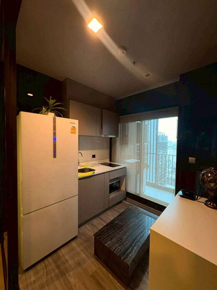 picture PFD-05590 Condo for Rent:Life Asoke-Rama 9 Schedule a viewing ■ Line: @propertyfinder	 - 7/10