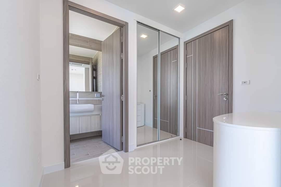 picture 3-BR Condo at Del Mare Condominium close to Bangsaray (ID 2046474) - 25/38