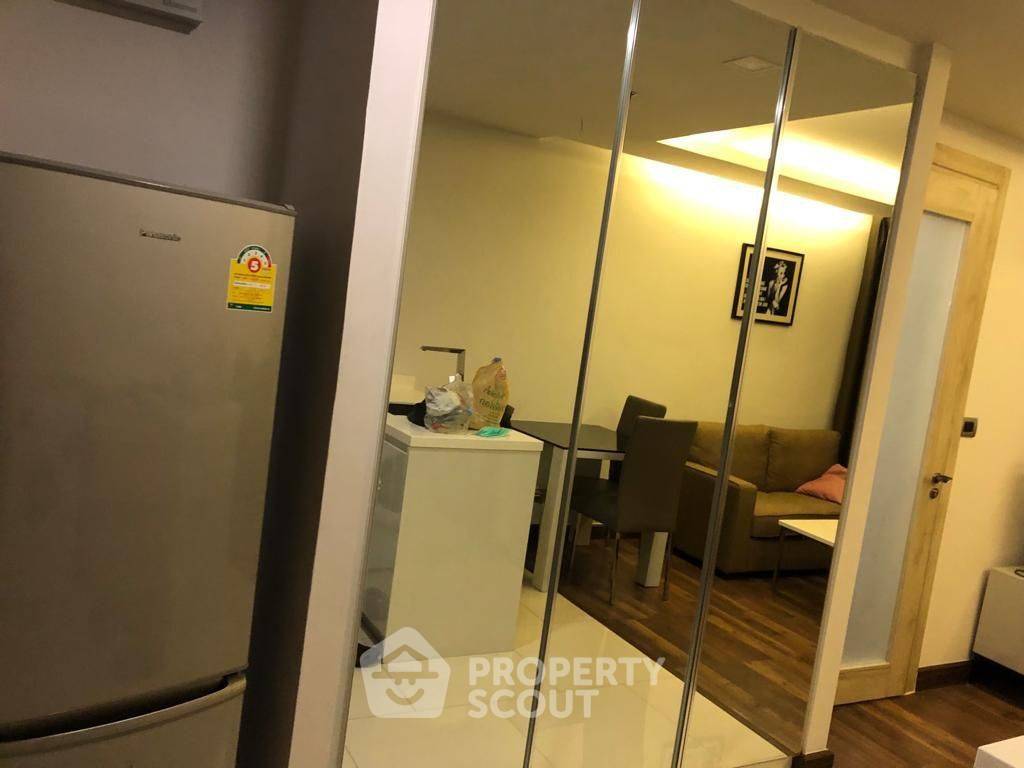 picture 1-BR Condo at The Peak Towers close to Phratamnak (ID 1154397) - 2/9