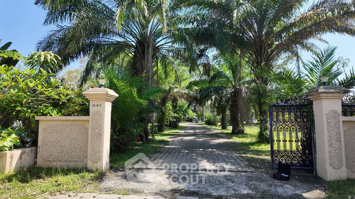 picture 12,436 m² Land for Sale in Rim Tai (ID 2093945) - 3/9