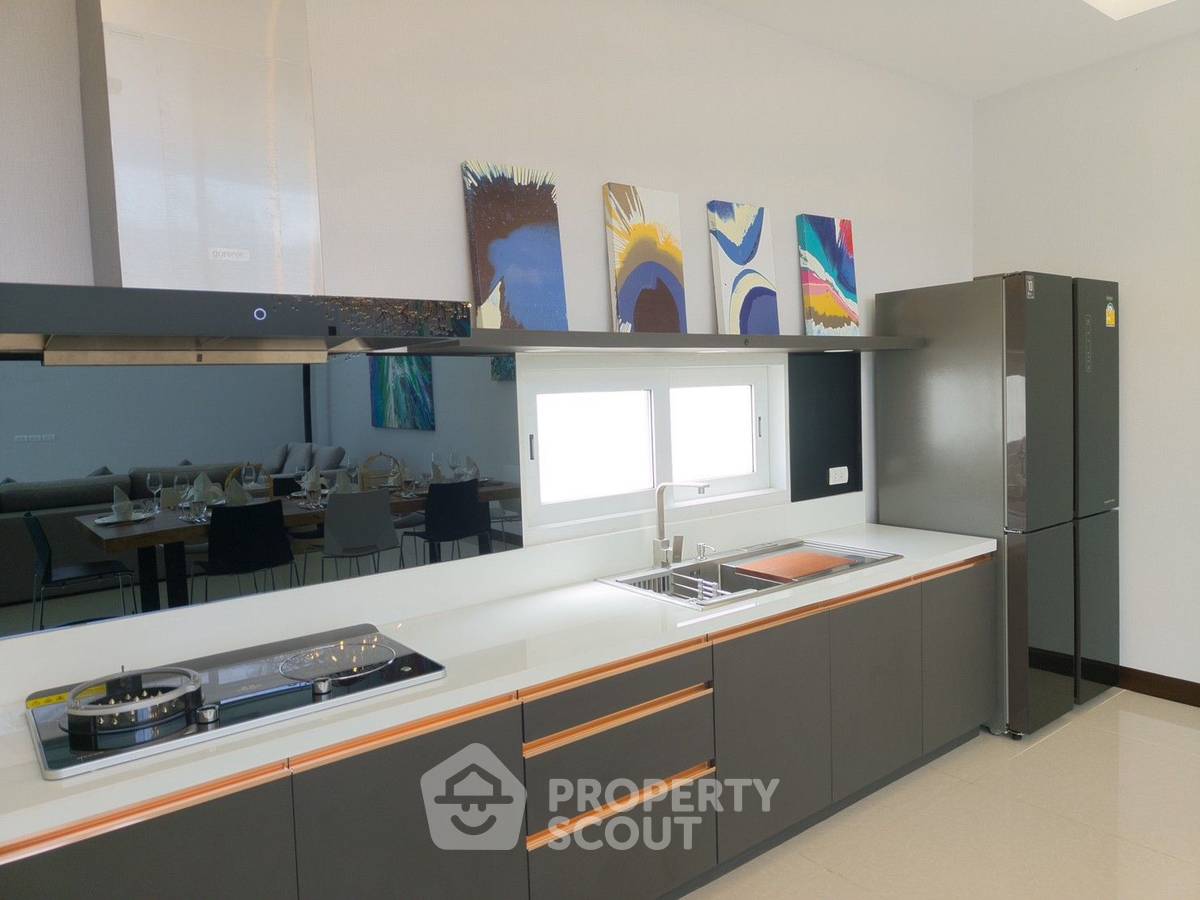 รูป วิลล่า 6-ห้องนอน ที่ เดอะ คาสเซิล ราไวย์ ใกล้ Chalong (ID 1273469) - รูปที่ 4/5