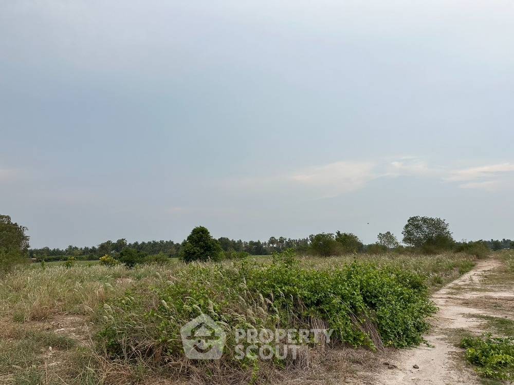 picture 43,064 m² Land for Sale close to Phetchaburi Railway Station (ID 1960381) - 9/23
