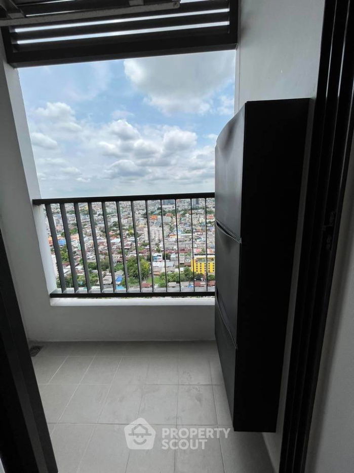 picture 1-BR Condo at Ideo Sathorn-Thrapra near BTS Pho Nimit (ID 1842401) - 3/5