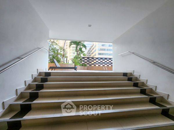 รูป คอนโด 3-ห้องนอน ที่ วัฒนา ไฮทส์ คอนโดมิเนียม ใกล้ MRT สุขุมวิท (ID 2005446) - รูปที่ 26/28