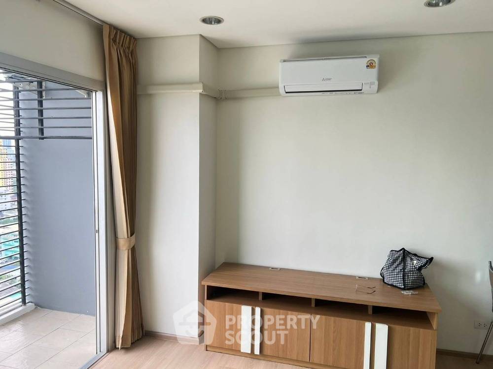 รูป คอนโด 1-ห้องนอน ที่ อินโทร พหลโยธิน-ประดิพัทธ์ คอนโดมิเนียม ใกล้ MRT กำแพงเพชร (ID 2055673) - รูปที่ 2/10