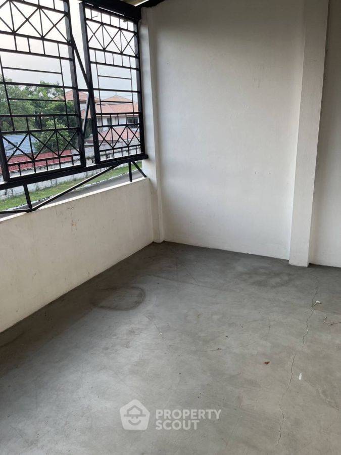 รูป ทาวน์เฮาท์ 3-ห้องนอน ที่ บ้านกลางเมือง พระราม 9 ศรีนครินทร์ ใกล้ ARL หัวหมาก (ID 2150480) - รูปที่ 8/9
