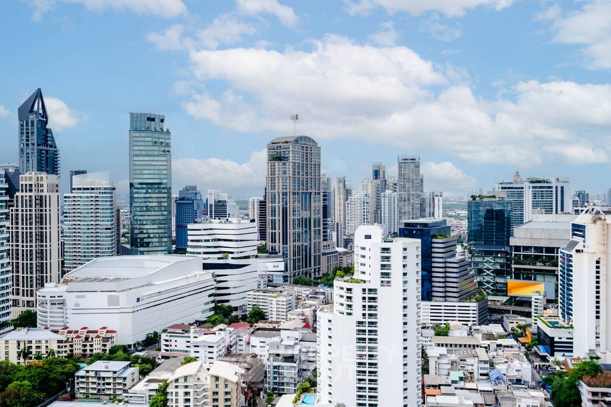 picture BRAND NEW PENTHOUSE WITH CITY AND RIVER VIEWS BEHIND EMQUARTIER IN PHROM PHONG (ID 1491574) - 28/40