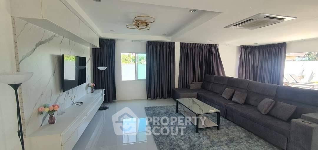 picture 3-BR Villa close to Pattaya (ID 1881728) - 3/15