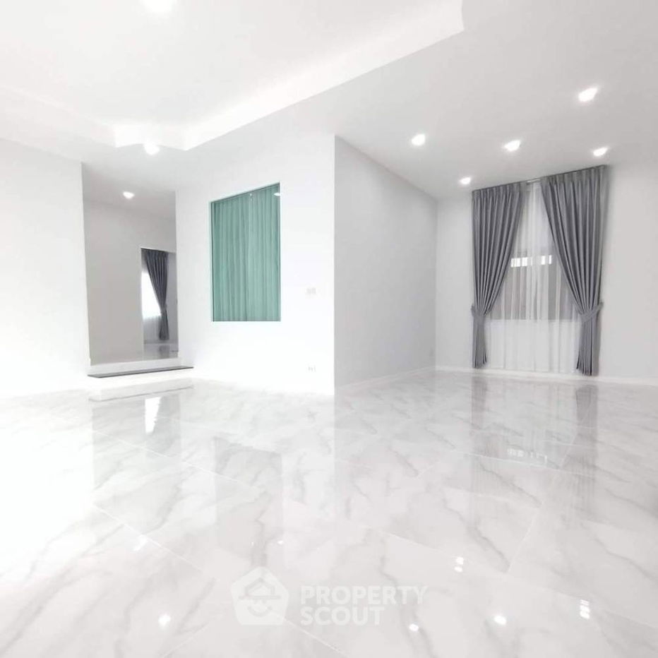 รูป บ้าน 3-ห้องนอน ใน หนองหงส์ (ID 1072795) - รูปที่ 4/20
