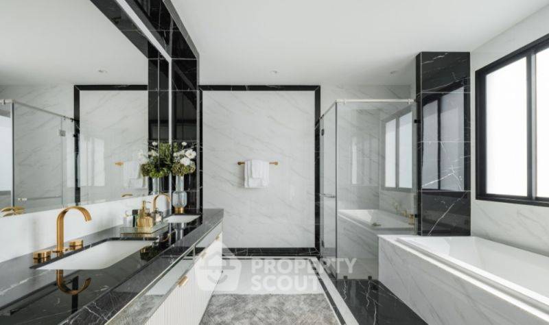 picture 6-BR House at CINQ ROYAL Krungthep Kreetha in Saphan Sung (ID 2147336) - 8/8