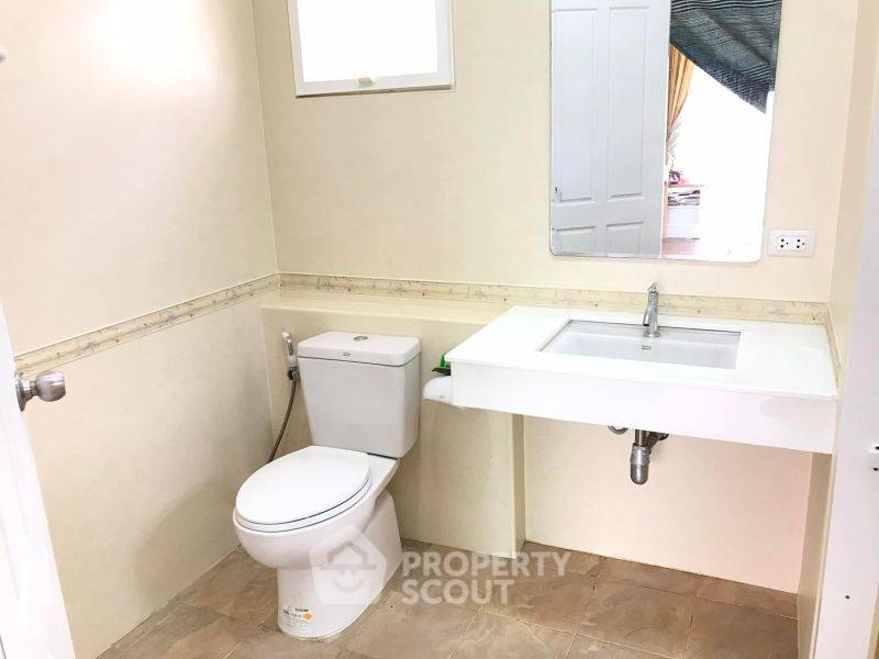 รูป บ้าน 3-ห้องนอน ที่ ดิโอเรียนทอล วงแหวนรอบ 2 ดอนจั่น ใน ไชยสถาน (ID 2150278) - รูปที่ 3/9