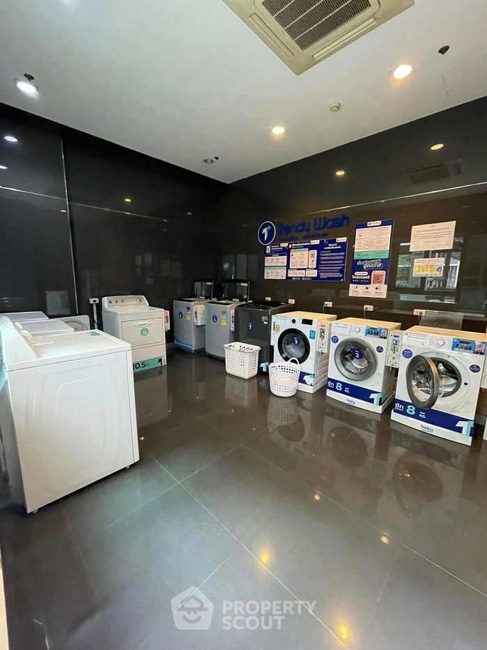 picture 1-BR Condo at Ideo Mobi Charan Interchange near MRT Fai Chai (ID 1467019) - 8/18