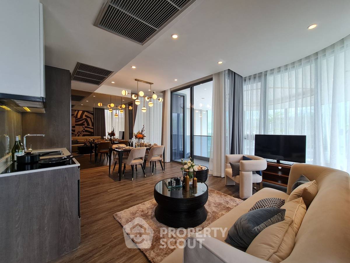 picture 4-BR Condo at Wyndham Grand Residences Wongamat close to Naklua (ID 1519010) - 1/6