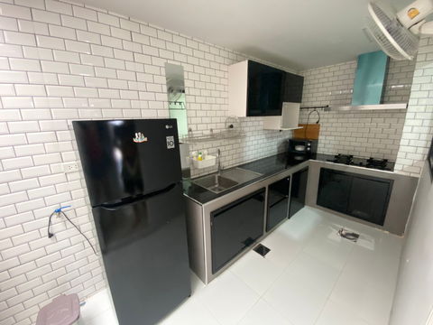 Urgent for rent, two-story townhouse at Pleno Bangna-Wongwaen