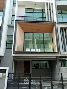 3-BR Townhouse at Nirvana Define Rama 9 in Suan Luang (ID 2150447)