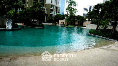 Condos for rent MRT Thailand Cultural Centre : 3-BR Condo at Belle Grand Rama 9 near MRT Phra Ram 9 (ID 882082)