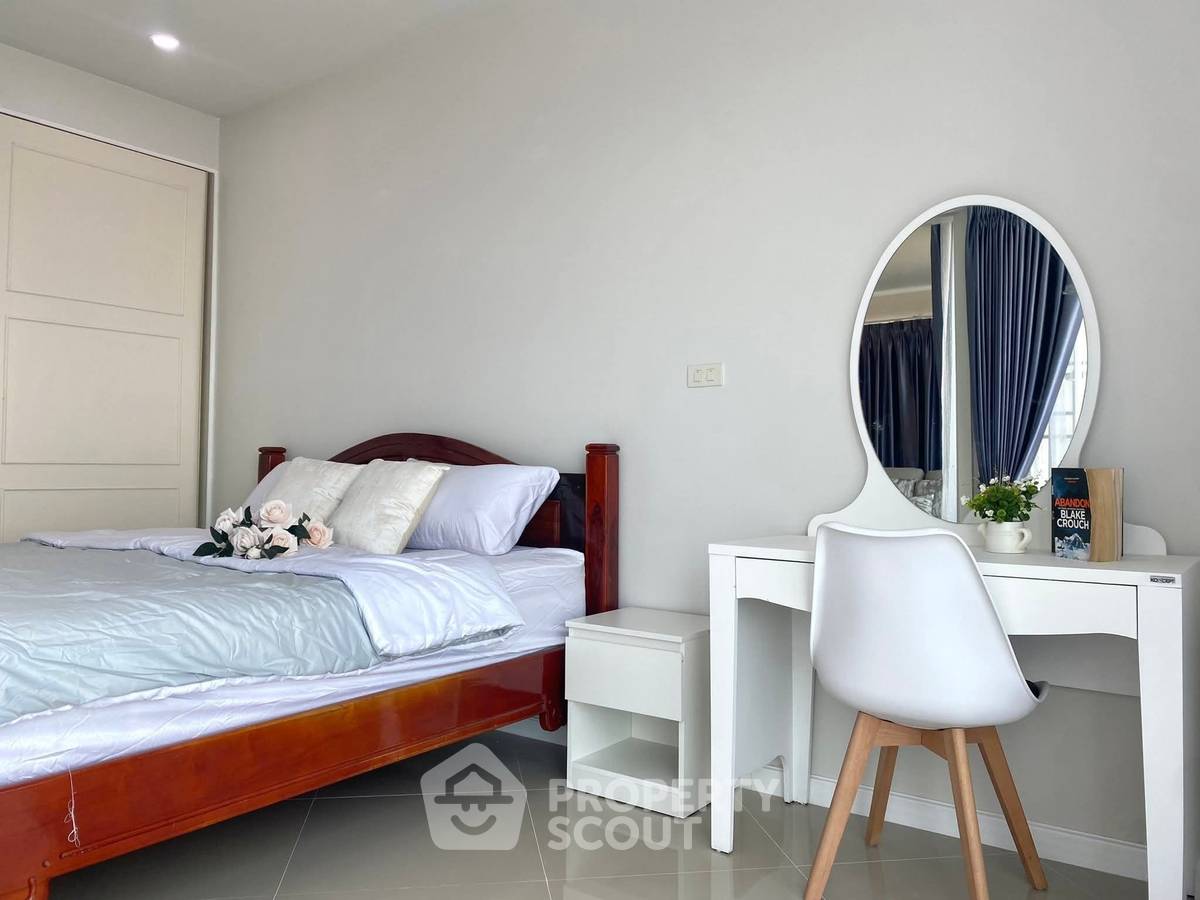 picture 2-BR Condo at Diamond Suites Resort close to Pattaya South (ID 2244558) - 11/13