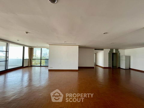 2-BR Condo at Baan Yen Akard Condominium in Chong Nonsi (ID 2022591)