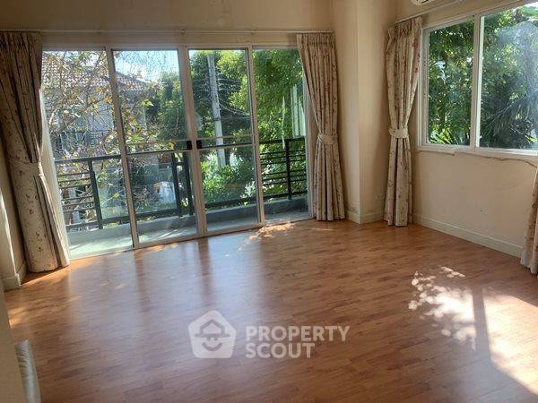 picture 3-BR House at Bangkok Boulevard Praram 9 Srinakarin close to Krungthep Kreetha (ID 2150387) - 9/9