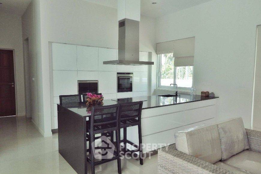 picture 4-BR Villa in Sam Roi Yot (ID 1095138) - 5/5