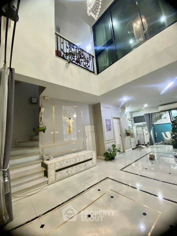 picture 3-BR Townhouse at Eco Space Kaset-Nawamin 2 in Khlong Kum (ID 2150516) - 2/9