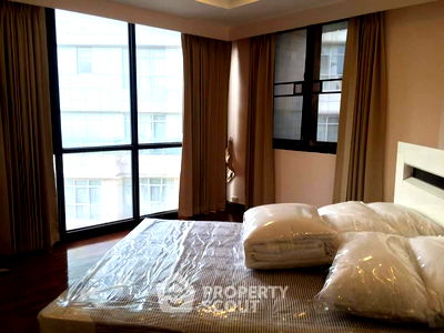 Condos for sale รพ.เซนต์หลุยส์ : 3-BR Duplex at Baan Piya Sathorn near MRT Si Lom (ID 1817708)