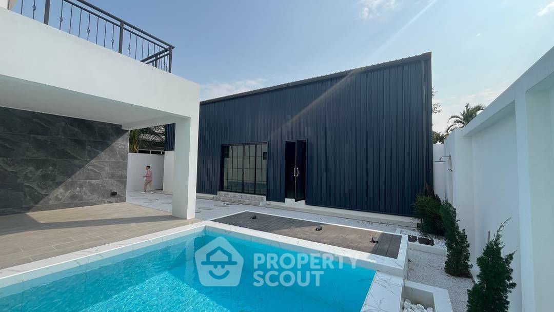 รูป วิลล่า 4-ห้องนอน ที่ ฮอร์สชู พ้อยท์ ใน โป่ง (ID 2109876) - รูปที่ 13/19