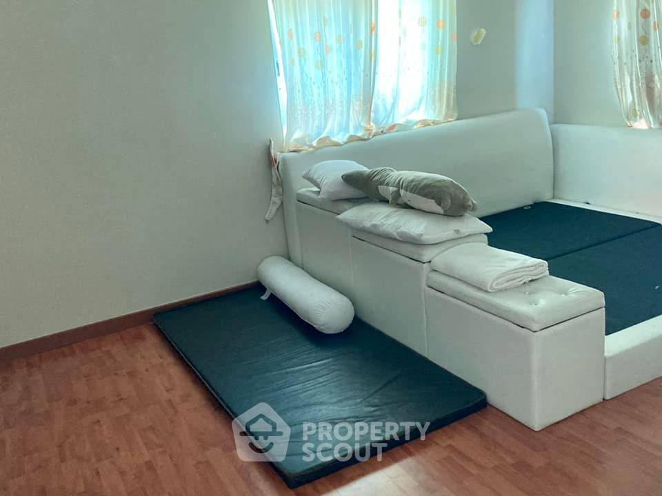 รูป บ้าน 3-ห้องนอน ที่ กาญจน์กนกวิลล์ 8 ใน หนองหาน (ID 2150289) - รูปที่ 6/10