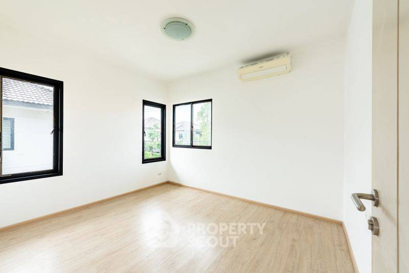 picture 3-BR Townhouse at Atoll Java Bay close to Suvarnabhumi Airport (ID 2150262) - 4/8