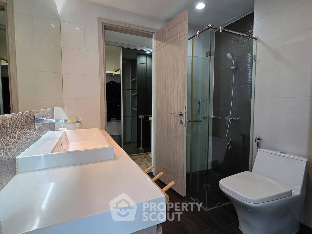 picture 3-BR Condo at Watermark Chaophraya near BTS Krung Thon Buri (ID 2152685) - 12/17