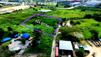 ขายที่ดิน :  📌 ขายที่ดินแปลงใหญ่ ใจกลางเขตอุตสาหกรรม EEC 📍 ต.หนองขาม อ.ศรีราชา จ.ชลบุรี ✅ ใกล้มอเตอร์เวย์หมายเลข 7 / ใกล้ท่าเรือแหลมฉบัง / ผังเมืองสีม่วงลาย