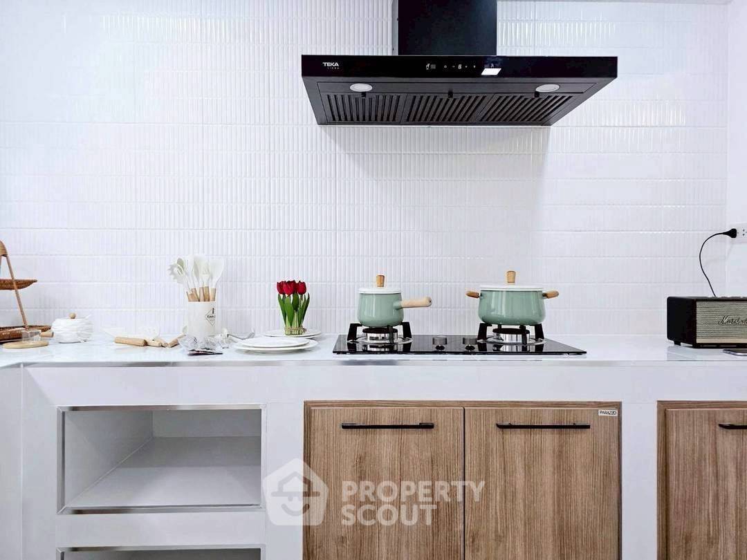 รูป บ้าน 3-ห้องนอน ใน สุรศักดิ์ (ID 2091739) - รูปที่ 12/20