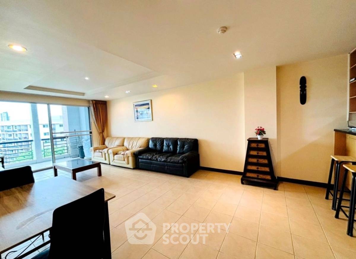 picture 2-BR Condo at Regent Pratumnak Condominium close to Phratamnak (ID 2115056) - 2/13