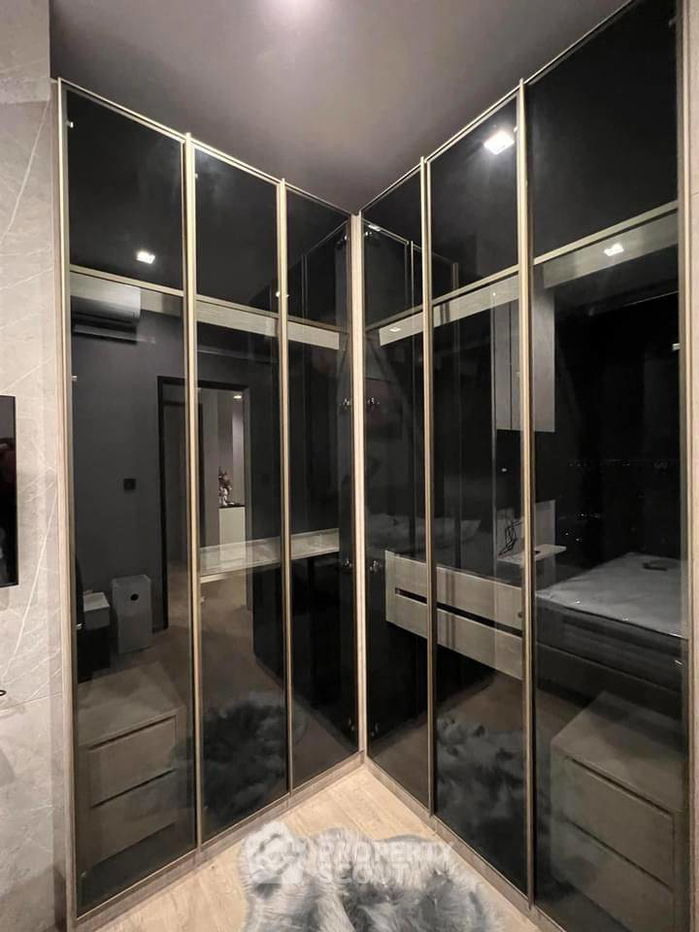 picture 2-BR Condo at The Crest Park Residences near MRT Phahon Yothin (ID 1573270) - 5/12